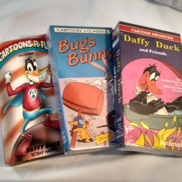 Three 1990 Bugs Bunny and Daffy Duck VHS unlicensed videos - Picture 1 of 1